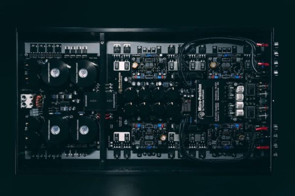 Micro Precision Z Studio 600W 4 Channel Amplifier (Dealer Fit Only)